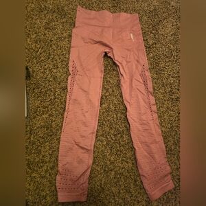 Maroon Seamless Workout Leggings with Side Laser-Cut Detail